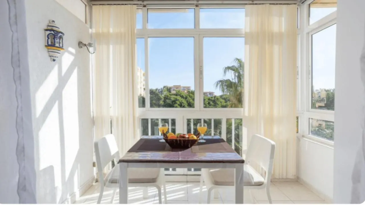 797 Holiday Rentals- Luminoso Estudio En Arroyo De La Miel Benalmadena